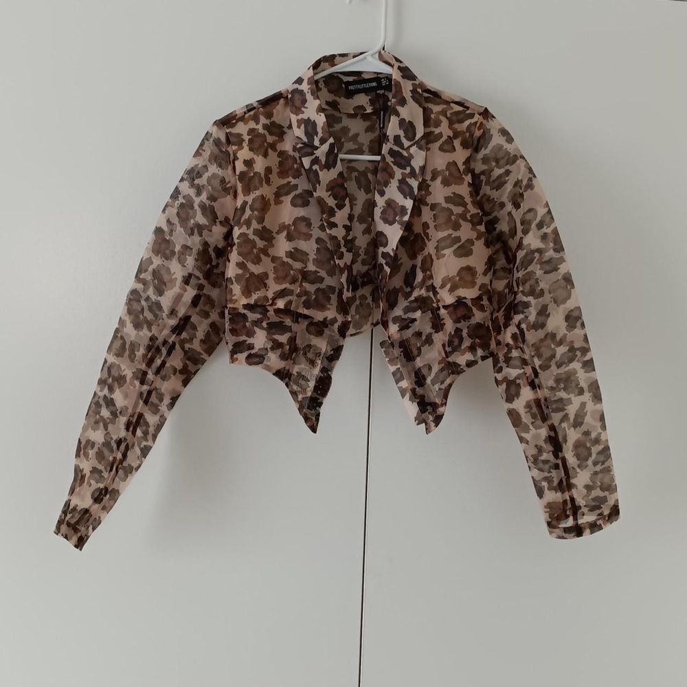 💖 crop cheetah blouse-from Pretty Little Thing size 4